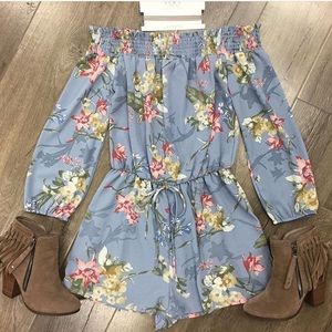Off shoulder romper